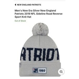 New Era Silver New England Patriots 2019 NFL Sideline Road Reverse Knit Pom Hat